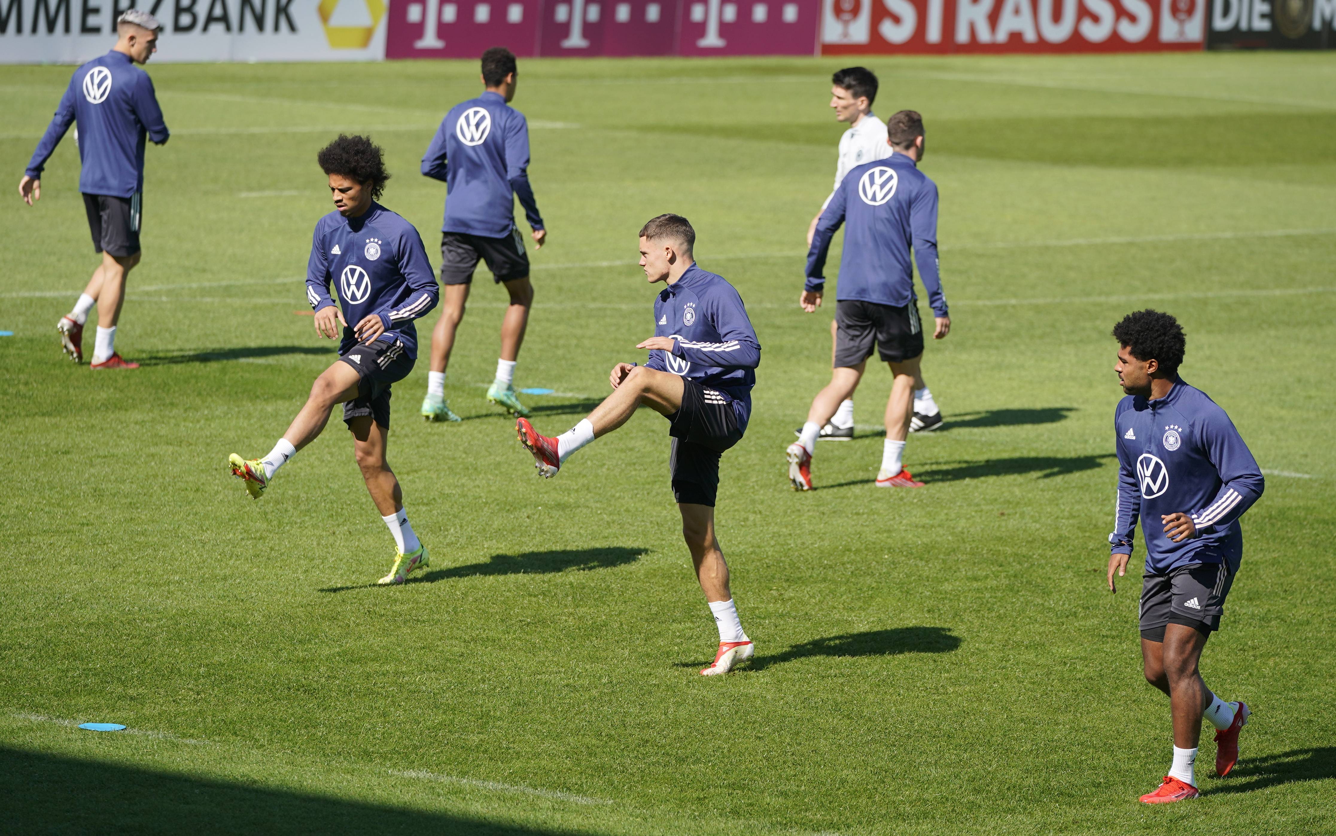 阿扎伦卡重要时刻夺冠，德国队带队取胜！-爱游戏官方入口