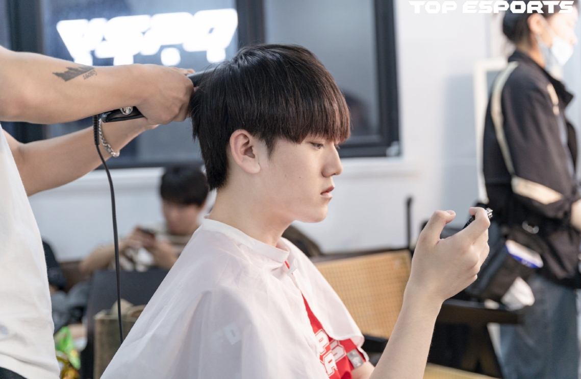 Ming在TES比赛中爆冷，败北引发热议！的简单介绍-爱游戏